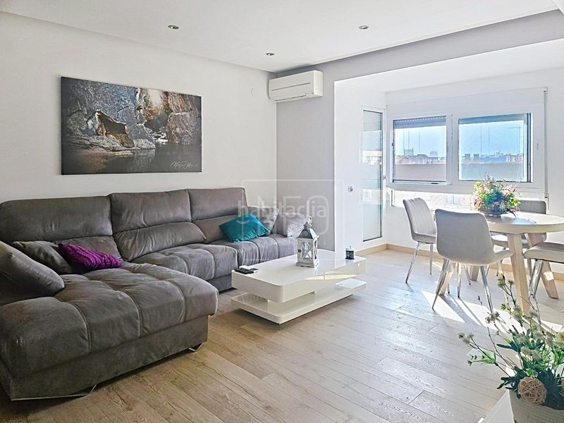 Foto e343e84b-fbe7-4a03-be91-850e9a2ca2df. Pis amb aparcament a Barrio de Campanar Valencia