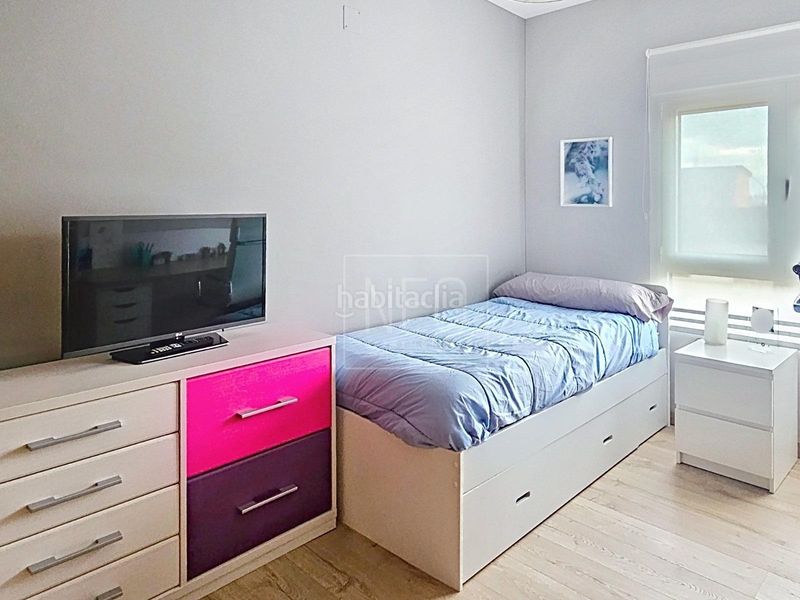 Foto e73ae588-f3fb-48d3-847b-54a3906cd090. Pis amb aparcament a Barrio de Campanar Valencia