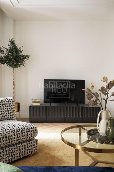 Foto 405ebaf2-d42e-4b60-991c-9d5b8bfefcd8. Pis amb piscina a Arapiles Madrid