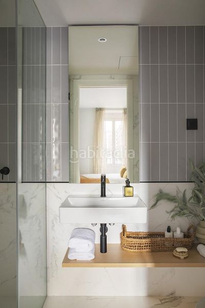 Foto 7575eb57-59e5-45f0-b728-19bc63c680ff. Pis amb piscina a Arapiles Madrid