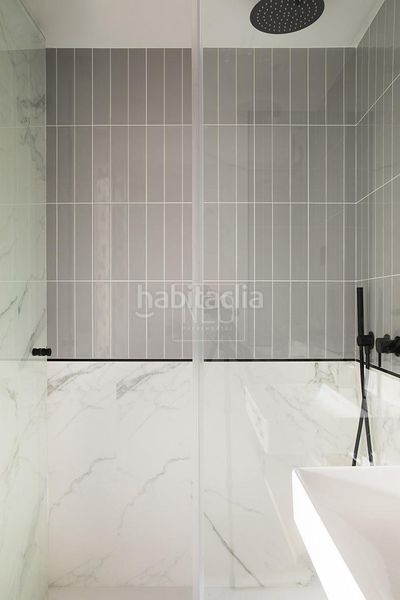 Foto c99bac17-e7a5-414a-90d3-6fa57c1fc0d3. Pis amb piscina a Arapiles Madrid