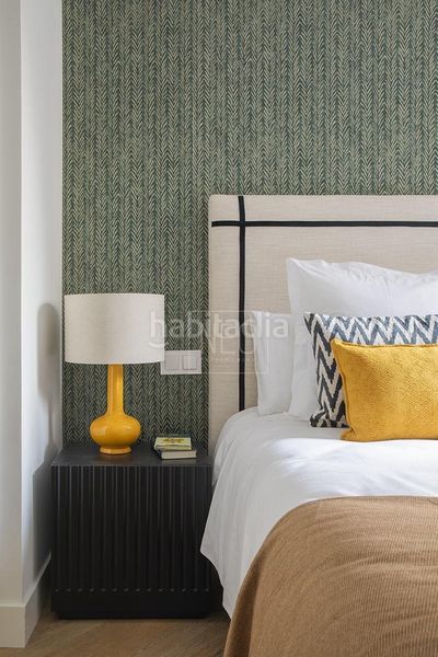 Foto ce4d6cb4-ce1c-4e61-bbae-de0e91529d3b. Pis amb piscina a Arapiles Madrid