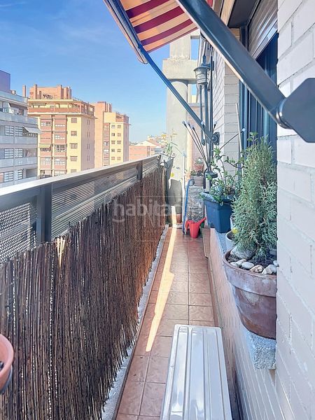 Foto 723d9eb8-4062-4104-be77-4bdae4e1d757. Pis amb piscina a Palomeras Sureste Madrid