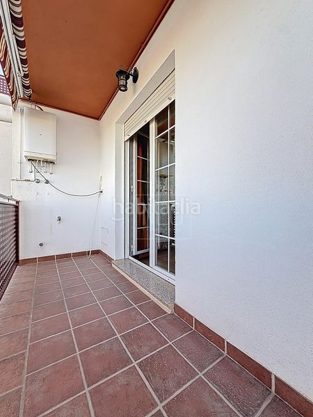 Foto e9455b80-8234-4b3f-b9e9-1ea909a7795d. Pis amb calefacció aparcament a Poniente Armilla