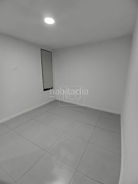 Foto 3d8f20a6-5734-4f6e-96d5-6da011e21cfb. Pis amb calefacció a Valdeacederas Madrid