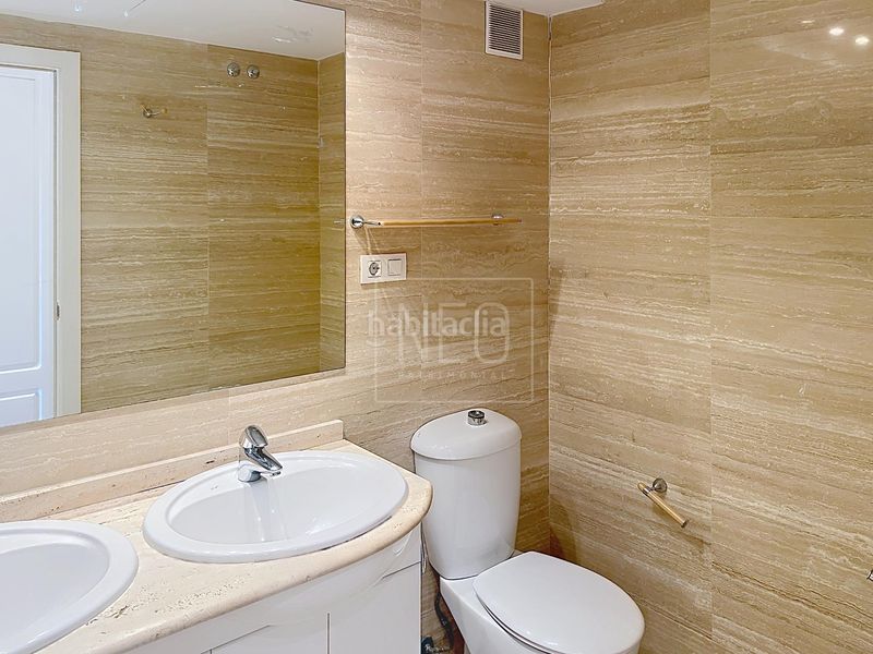 Foto f7cb0c3f-5d71-475d-b82a-5c3f8106b557. Pis amb aparcament piscina a Corralejos-Campo de las Naciones Madrid