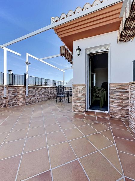 Foto f172e53f-1d88-4e85-9292-0675e7cd668c. Casa adossada amb calefacció aparcament a Cájar