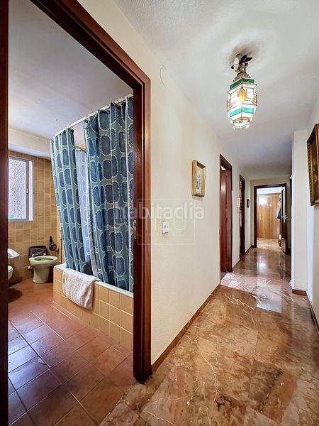 Foto ce9e9941-4975-43d1-9d2c-7312fb2219c8. Pis amb calefacció aparcament a Fígares Granada