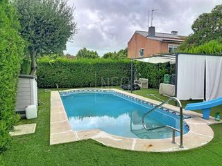 Reihenhaus  Calle rio jarama. Chalet adosado en calle rio jarama, rivas
