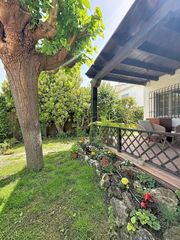 Casa aparellada a Camino GOJAR