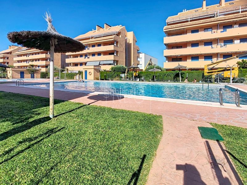 Foto 1da1ccf1-1cde-42df-9824-89144e42996f. Àtic amb calefacció aparcament piscina a Les Bassetes - El Marjal Dénia