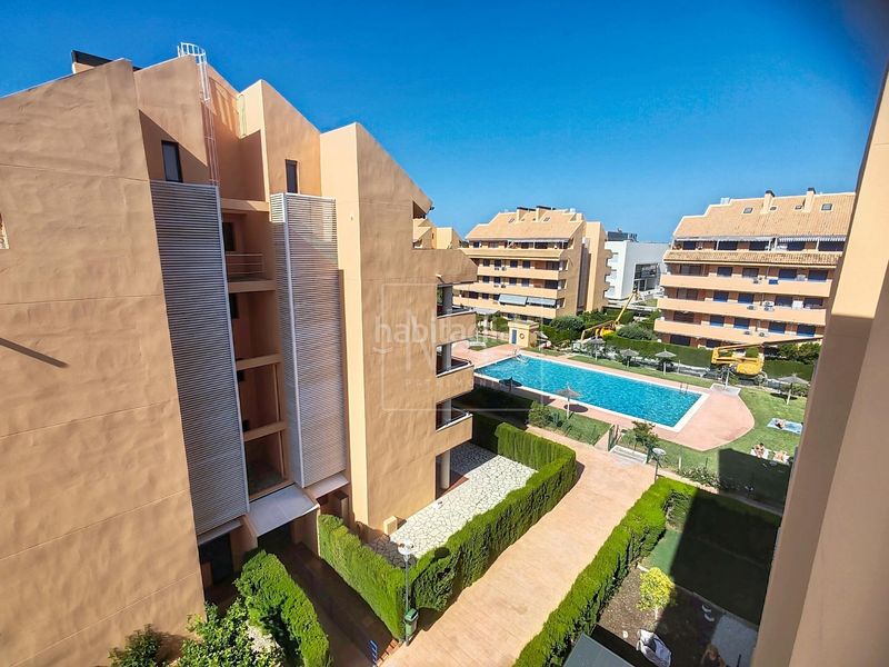 Foto 486d38c1-aaa9-4dd7-8def-4566957e9514. Àtic amb calefacció aparcament piscina a Les Bassetes - El Marjal Dénia