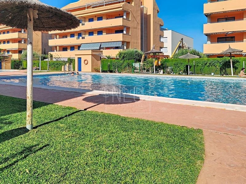 Foto 57f904b0-0ab1-48de-928d-6ddd8180e0b3. Àtic amb calefacció aparcament piscina a Les Bassetes - El Marjal Dénia