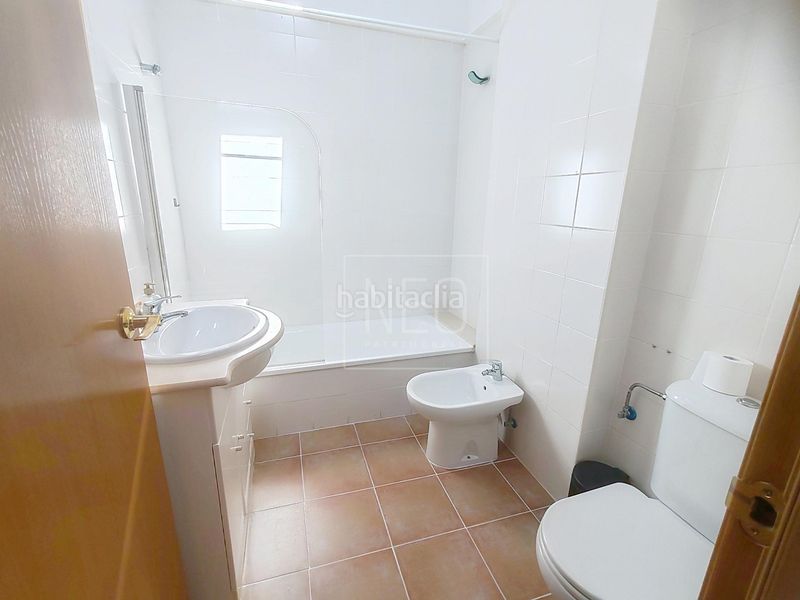 Foto b2b05282-02c1-4943-8496-8b3eff6dc097. Àtic amb calefacció aparcament piscina a Les Bassetes - El Marjal Dénia