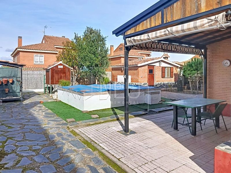 Foto dccbcc3b-baee-4a2a-a4d7-d1949b0537b7. Chalet mit heizung parking pool in Moraleja de Enmedio