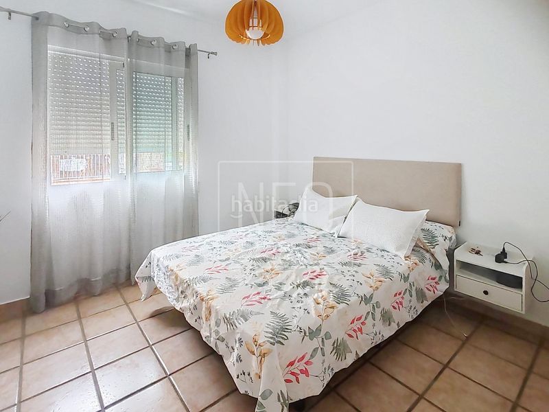Foto 56aa8d86-ba66-4ac7-acaa-e2b873061603. Xalet amb calefacció aparcament piscina a Oliva playa Oliva