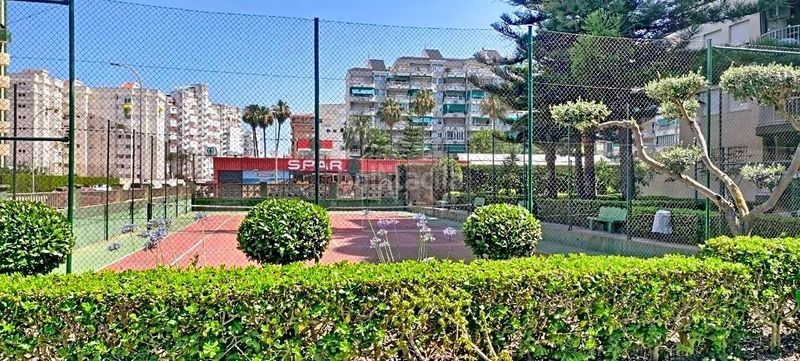 Foto 49b03c5f-4be5-4178-aaab-16f02d80d56f. Pis amb aparcament piscina a Playa de Gandía Gandia