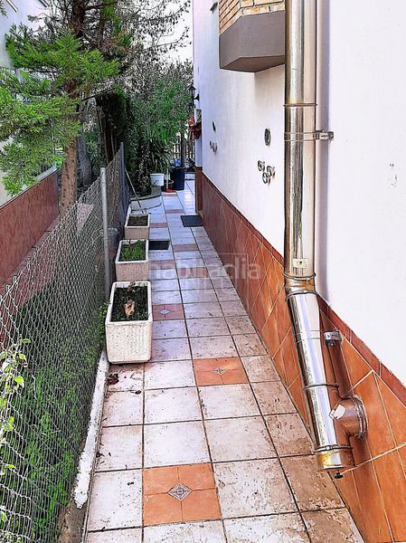 Foto 63649980-016f-43ba-bf4e-8fb19eb851b0. Xalet amb calefacció aparcament piscina a Cúllar Vega