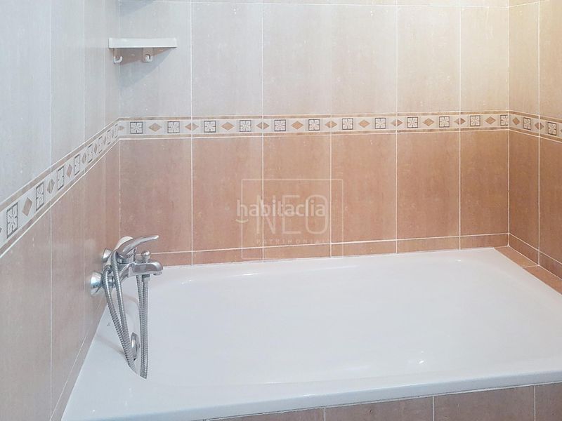 Foto 0c7bc317-11f0-48f0-b52b-1422bbb1b621. Pis amb calefacció aparcament a Centro Valdemoro