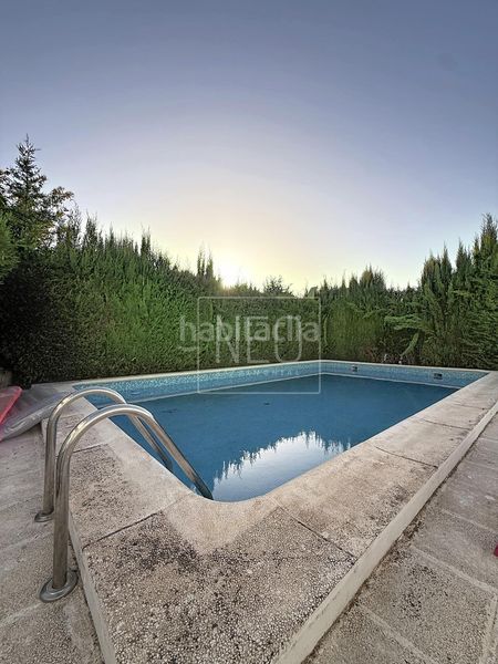Foto 1634ad2c-7986-4ce9-a06c-fc764201ec40. Casa pareada unifamiliar pareado en la zubia, granada. en Zubia (La)