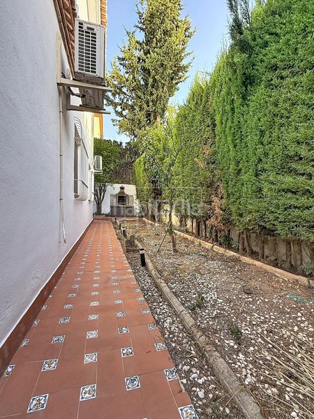 Foto c2ba2d94-5bc6-4588-9ac9-00f03f8e2bdb. Casa pareada unifamiliar pareado en la zubia, granada. en Zubia (La)
