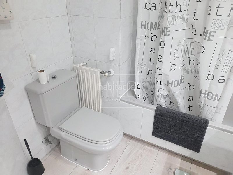Foto 183212bf-497f-4513-86ca-65673beee789. Flat with heating parking pool in Villaverde Alto Madrid