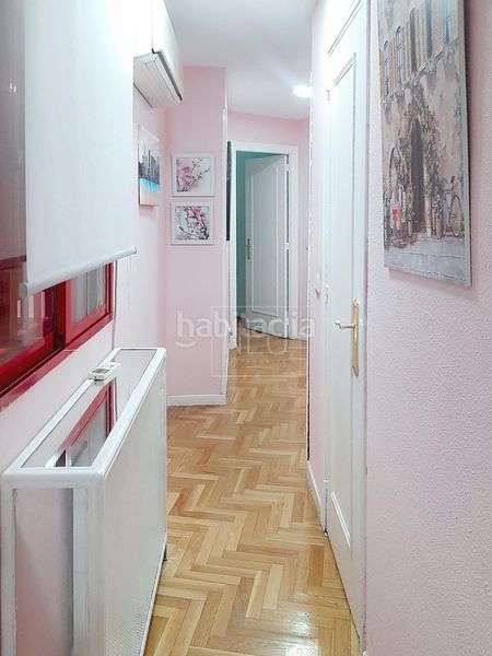 Foto 8ec0bedc-d81a-4863-9c68-a0466fc80bba. Flat with heating parking pool in Villaverde Alto Madrid