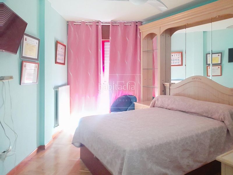 Foto abd5ea9d-6145-4f23-84f6-cba79512d1d7. Flat with heating parking pool in Villaverde Alto Madrid