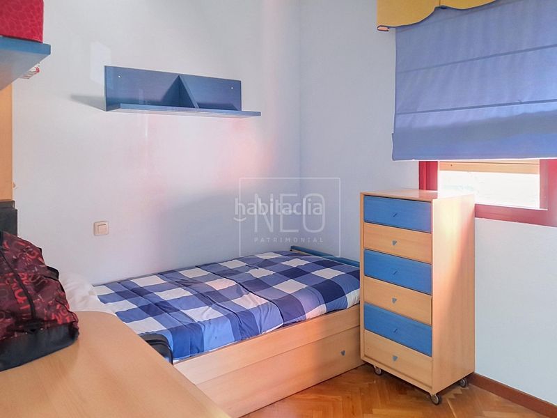 Foto e3b92403-7942-43d9-b49b-feed08b2d4fa. Flat with heating parking pool in Villaverde Alto Madrid