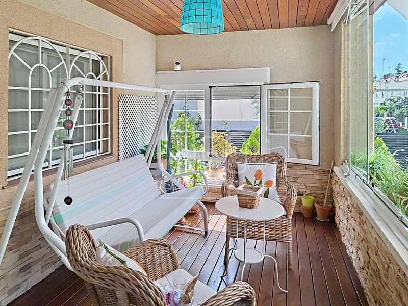 Foto a0b52e33-20bd-4c67-9618-a5c5fce2f283. Casa adosada unifamiliar adosado en esquina, . en San Fernando de Henares
