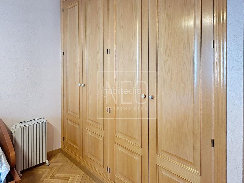 Foto c0f7f7d9-8fe8-4d28-8ab4-515584100eab. Casa adosada unifamiliar adosado en esquina, . en San Fernando de Henares