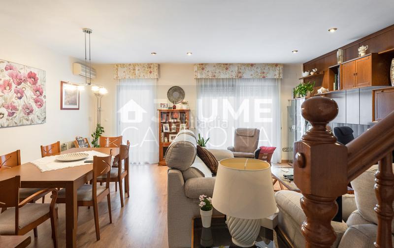 Foto 78986eb3-f4dd-47c9-b075-b6a1ab5c0ee4. Casa a schiera con riscaldamento parcheggio in Campclar Tarragona