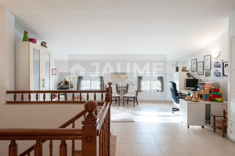 Foto 178a676f-fd98-49d0-be48-95ba57fa0b7d. Semi detached house with heating parking in Campclar Tarragona