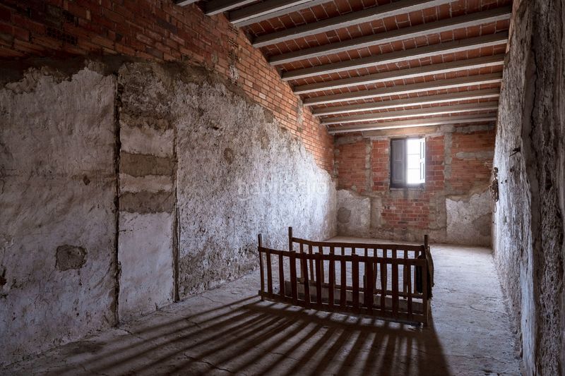 Foto eeb7f4f8-e7f6-4614-8062-ef251582b9ad. Masia a Bràfim
