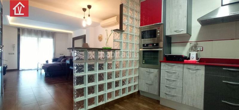 Foto 2a8fb6d4-1971-49e2-a828-1e9afcc855c0. Maison avec chauffage parking dans La Romànica Barberà del Vallès