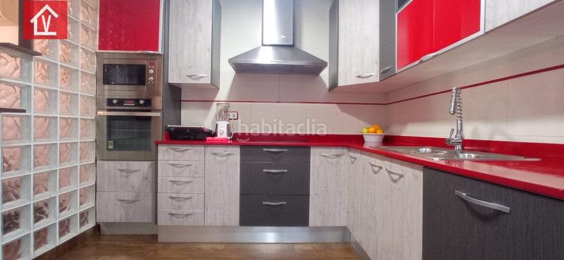 Foto 9bf9603f-b1a4-43c0-b7d6-262f3f27713e. Maison avec chauffage parking dans La Romànica Barberà del Vallès