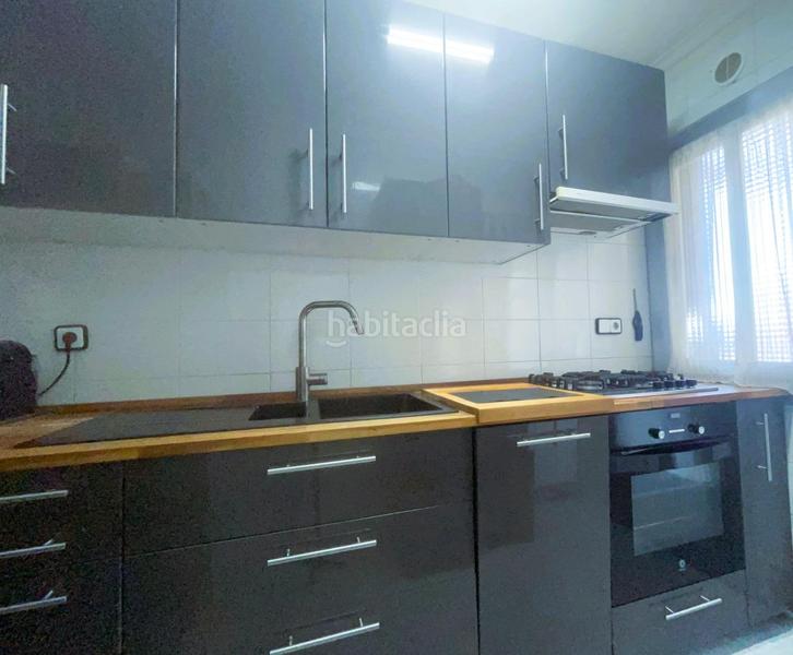 Foto d9742a2a-5ea0-4765-a719-f5a5c6585bef. Appartamento con riscaldamento in Creu de Barberà Sabadell