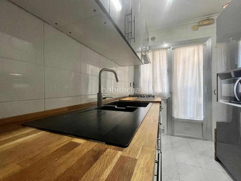 Foto f6538219-e630-48d9-9f07-b3c7cf7e0188. Appartamento con riscaldamento in Creu de Barberà Sabadell