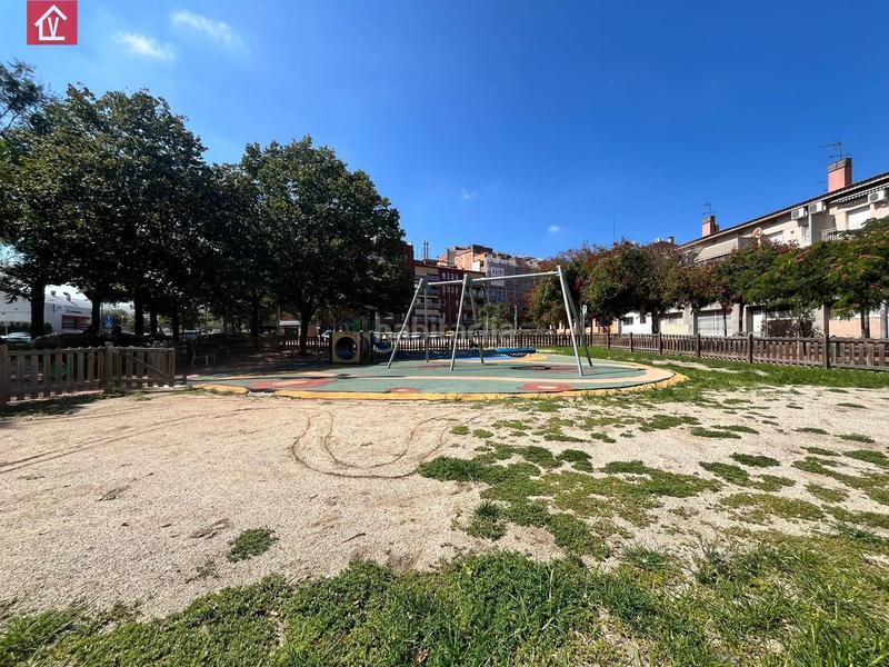 Foto 0ac963bc-189f-4a13-b4f9-1f12b4721ca3. Maison avec parking dans Barri Antic Barberà del Vallès