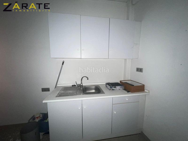 Foto a4b793ea-8475-4bd9-aa81-55b5185ed100. Affitto locale commerciale in Campuzano Bilbao