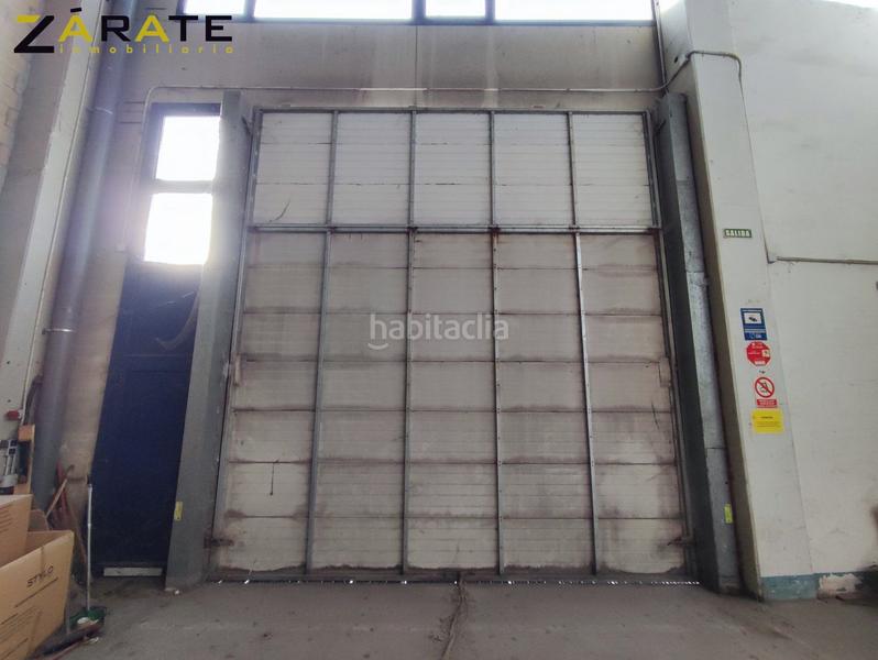 Foto 5cf39cf7-c028-483e-838c-0229b2cff4d7. Bâtiment à usage industriel dans Urbi Basauri