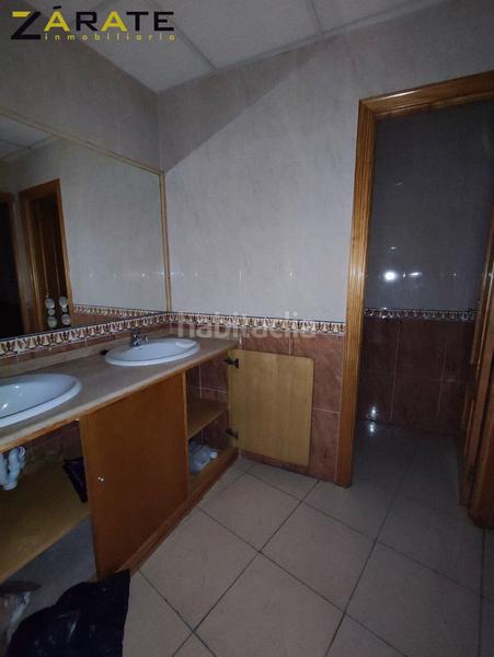 Foto 9dcb030c-ff30-4e3d-a35f-96bb09af1c9f. Bâtiment à usage industriel dans Urbi Basauri