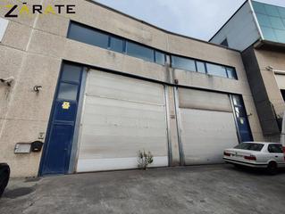 Nau industrial a Urbi. Nave industrial en venta en basauri