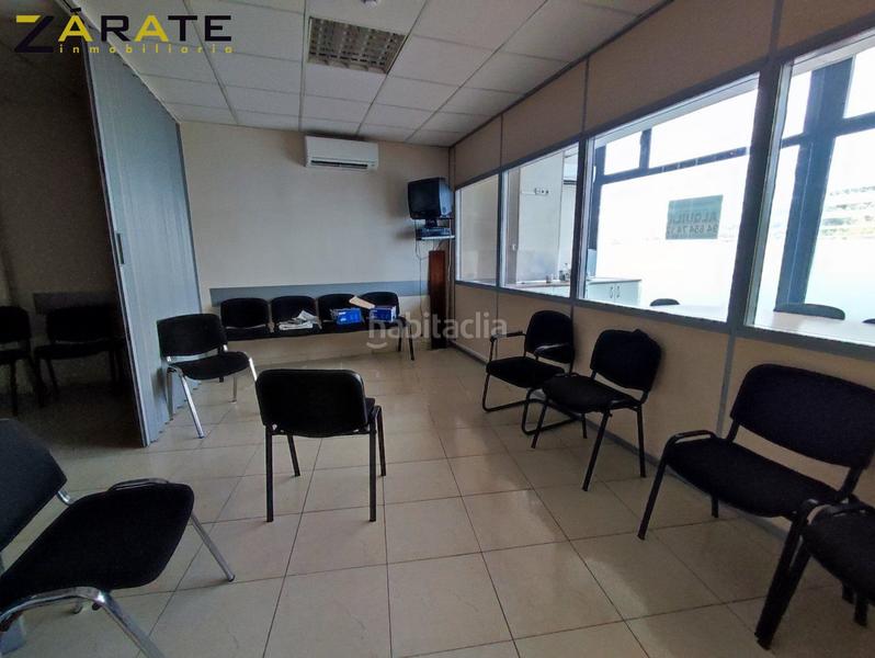 Foto ec00b628-4dca-40f9-a5ec-0fb3fd12060f. Bâtiment à usage industriel dans Urbi Basauri