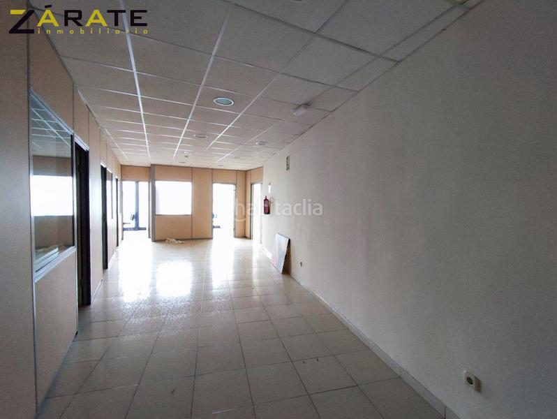 Foto f5eff15d-5b82-49e1-b1e8-640b17ce637f. Bâtiment à usage industriel dans Urbi Basauri