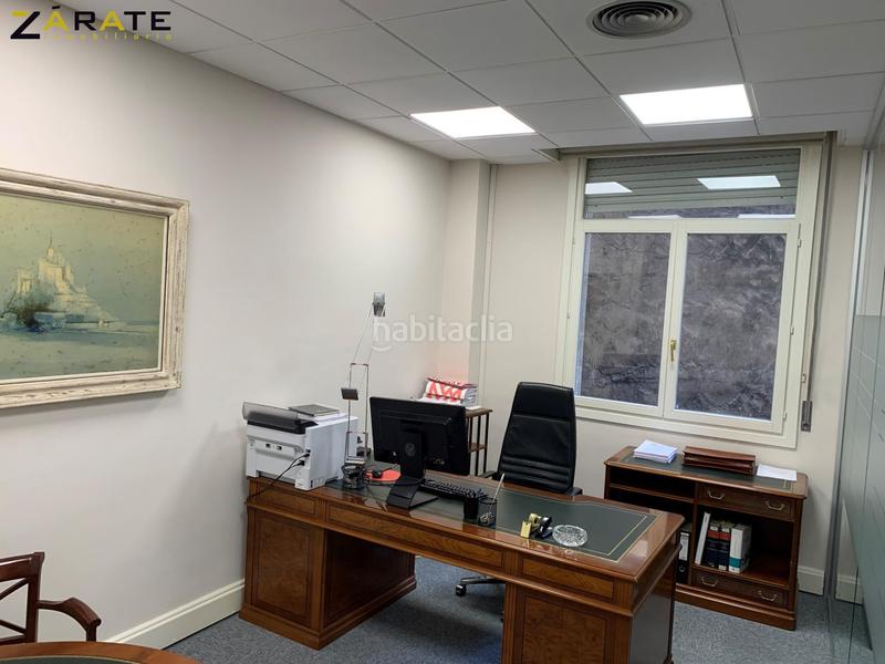 Foto 0fadeca8-a9c0-4b2c-bedd-ebff5ef043b1. Miete büro in Ensanche - Moyua - Diputación Bilbao