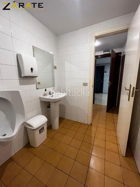 Foto 40249b2c-03ee-489f-b2fa-50d77458b3ce. Alquiler oficina inmobiliaria zarate ofrece oficina en venta o alquiler en Ametzola en Bilbao