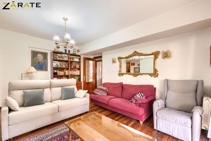 Foto c765b918-c298-42f5-b48a-5793d8aa2b29. Dúplex amb calefacció aparcament a santa maría de Getxo Getxo