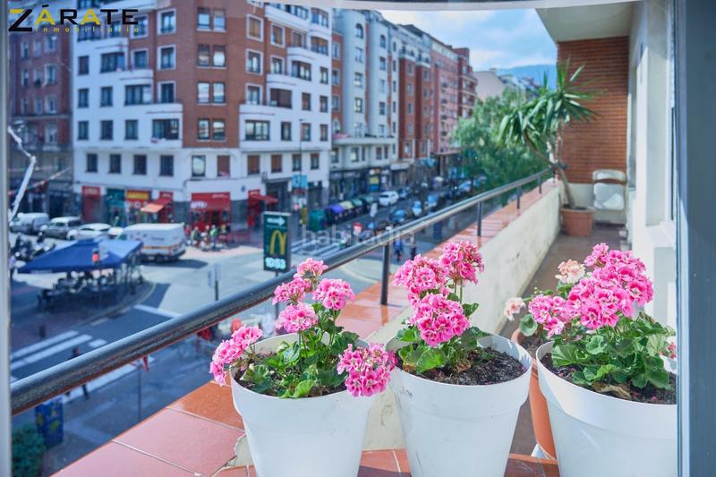 Foto cc562a92-72b8-4f5e-870e-67d7487db883. Piso se vende magnifica vivienda a reformar en indautxu en Bilbao