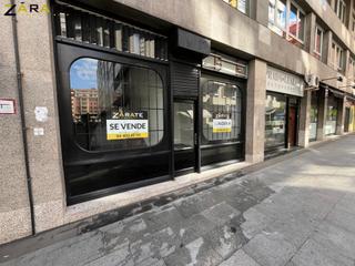 Lloguer Local Comercial a Campuzano. Se vende o alquila local en plaza campuzano